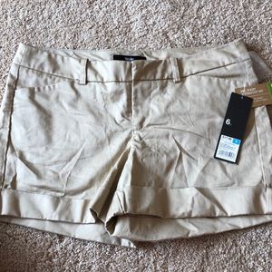 Khaki women’s shorts